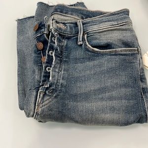 Size 27 Mother The Fly Cut Stunner Ankle Fray